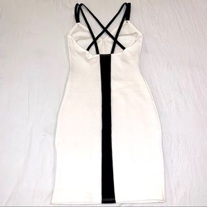 4/$25♦️CHARLOTTE RUSSE B&W Strappy Bodycon Dress